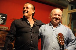 17.09.2011 Mike Reinhardt and Kai Heumann at the Gitarrenzentrum