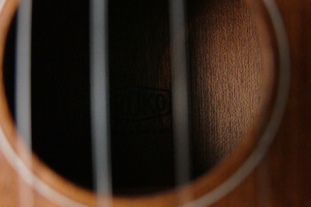 Brüko Tenor Ukulele 