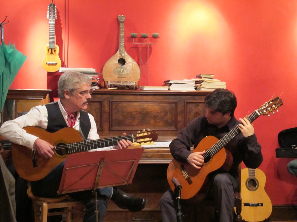 Ramón Regueira y Adrian Ramirez at the Gitarrenzentrum