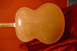 P1240880 - Gibson Super 400